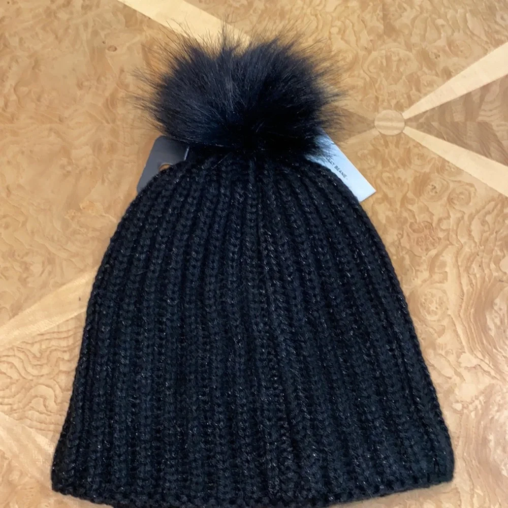 O’Neill Girls Lilly Beanie Size OS NWT